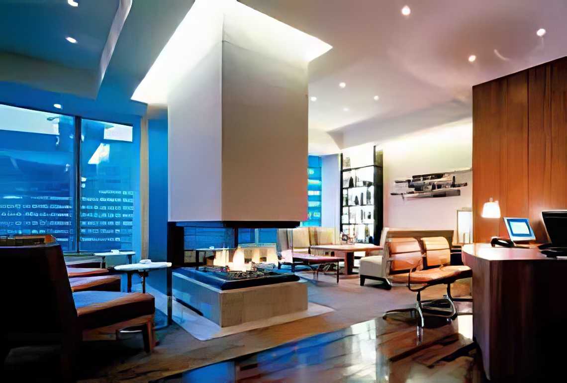 TYOCICI Conrad Tokyo gallery accom executivelounge large 6 jpg 630x630 upscale q85