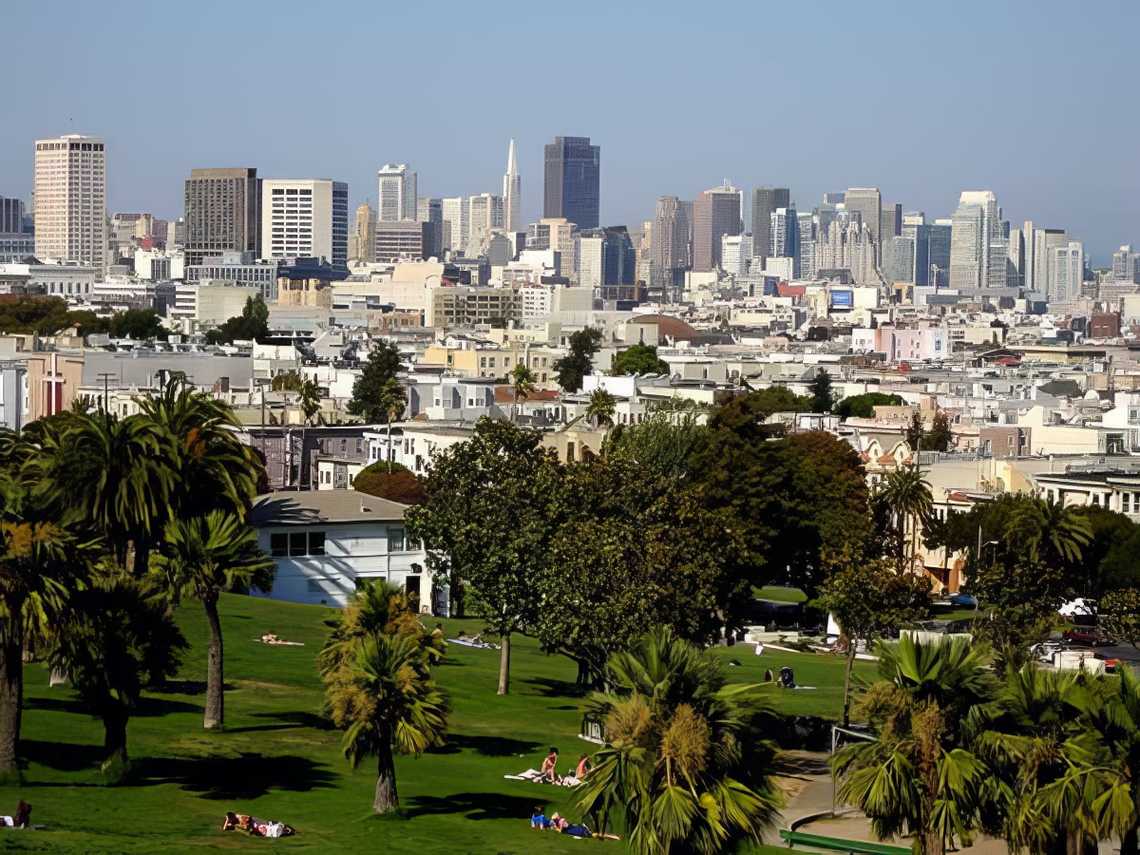 dolores-park-san-francisco-view