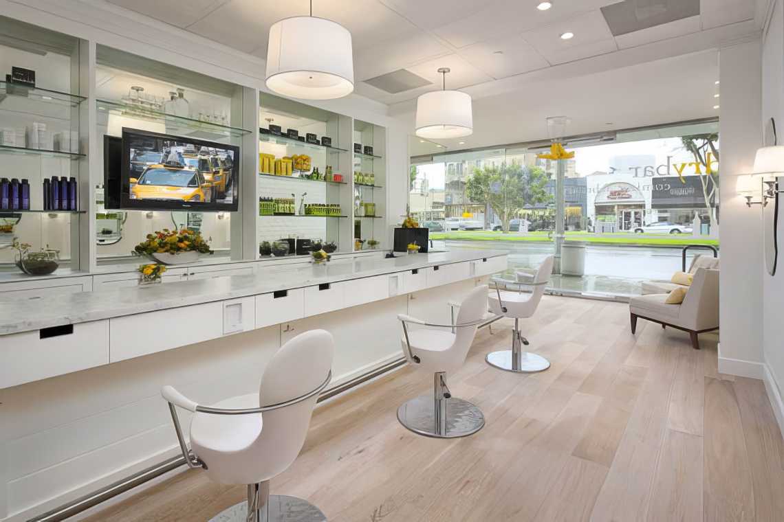 drybar interior shot 2